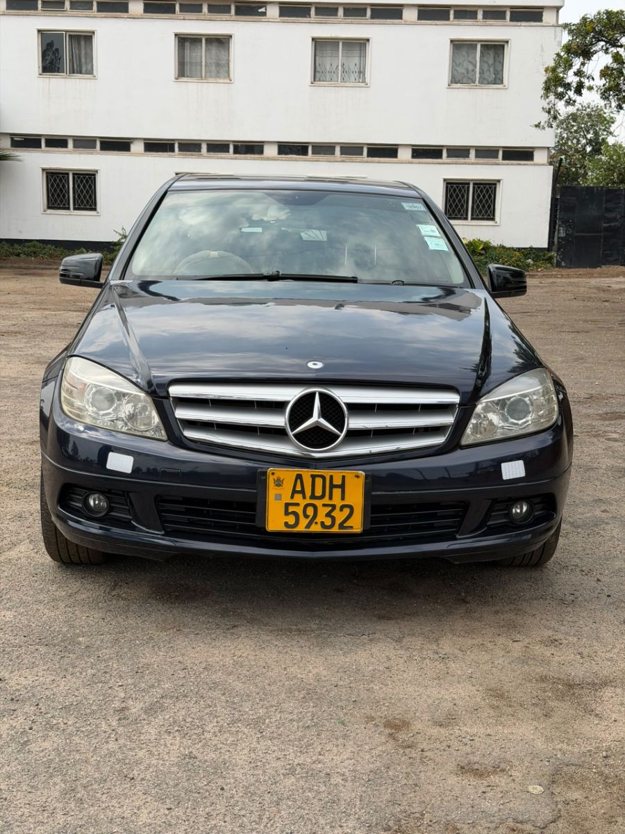 Mercedes Benz C200 for sale in Glen Norah, Harare, Zimbabwe